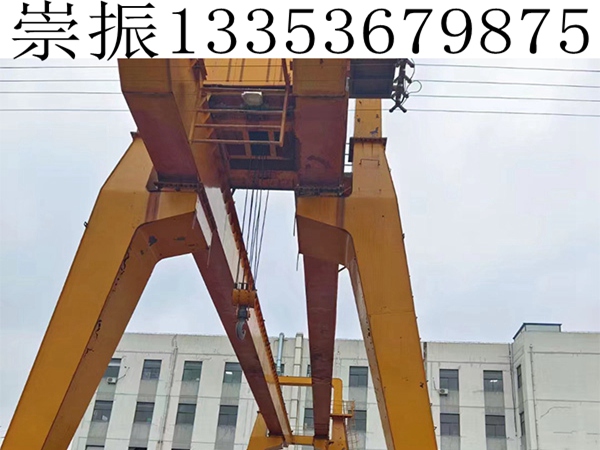 80吨双主梁龙门吊
